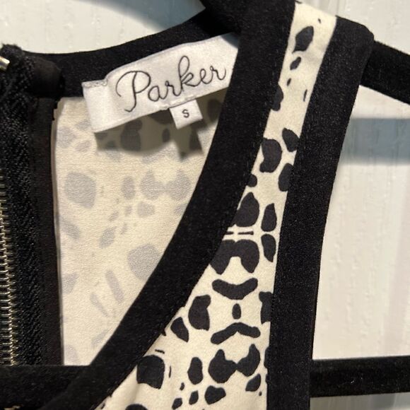 Parker Black and White Skater Dress with Cut Out at the Back US Small - Picture 5 of 5